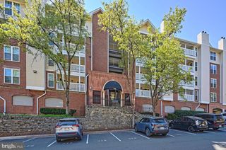 1504 LINCOLN WAY #302, Mclean, VA 22102