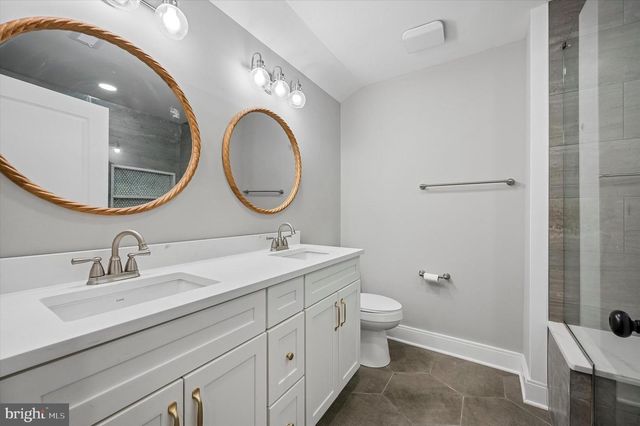 174 GAY ST, Philadelphia, PA 19127