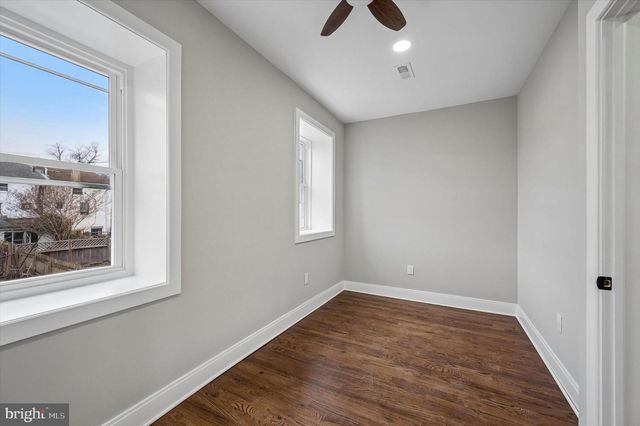 174 GAY ST, Philadelphia, PA 19127