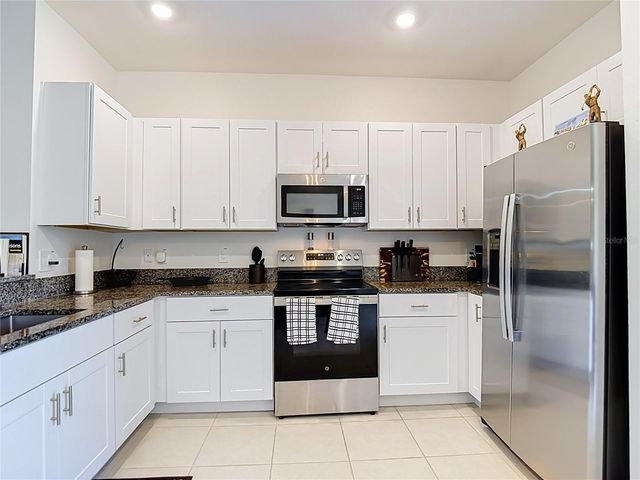 32067 SPICEBERRY STREET, San Antonio, FL 33576