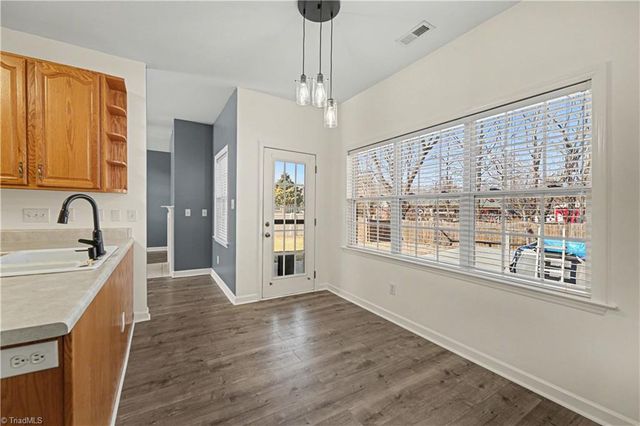 915 Kaye Gibbons Court, Kernersville, NC 27284