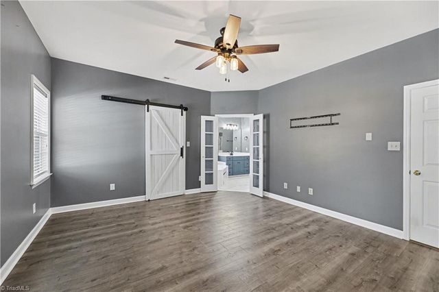 915 Kaye Gibbons Court, Kernersville, NC 27284