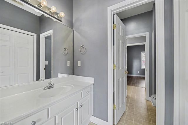 915 Kaye Gibbons Court, Kernersville, NC 27284