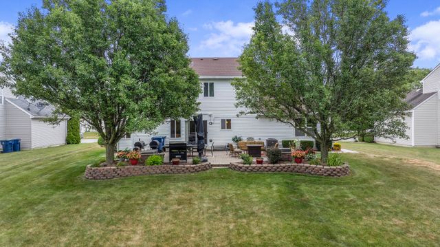 132 Treehouse Road, Matteson, IL 60443