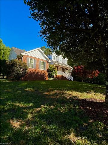 411 Williams Meadow Lane, Winston-salem, NC 27127