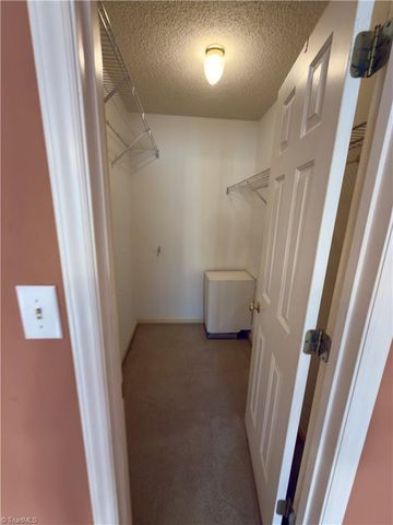 411 Williams Meadow Lane, Winston-salem, NC 27127