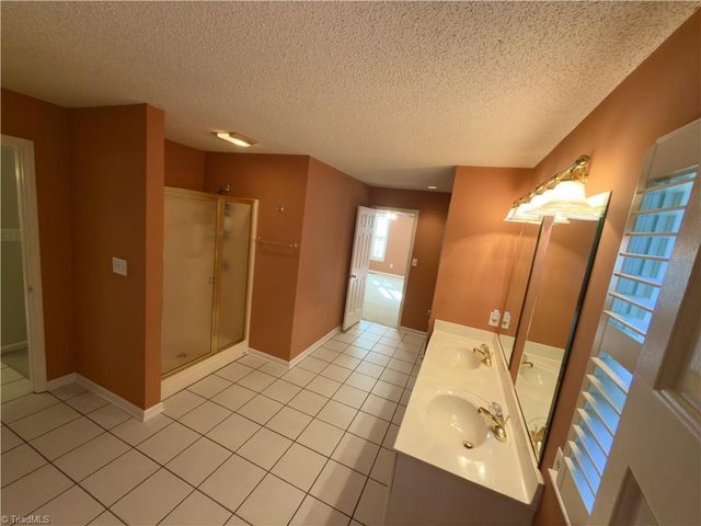 411 Williams Meadow Lane, Winston-salem, NC 27127