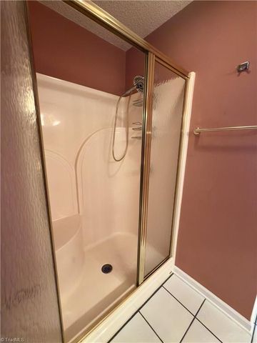 411 Williams Meadow Lane, Winston-salem, NC 27127