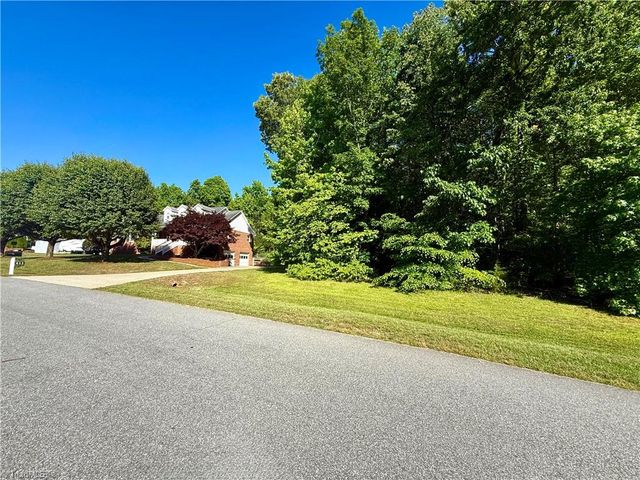 411 Williams Meadow Lane, Winston-salem, NC 27127