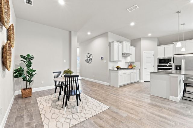 2704 Starling Street, Denton, TX 76205