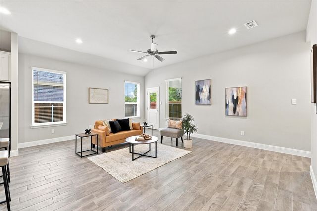 2704 Starling Street, Denton, TX 76205
