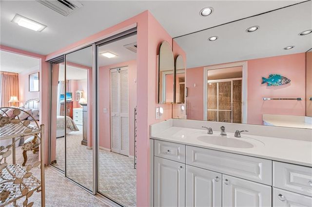 4001 Gulf Shore BLVD N 505, Naples, FL 34103