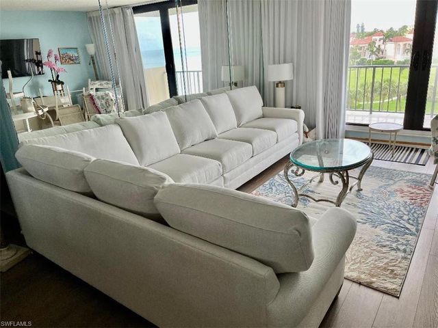 4001 Gulf Shore BLVD N 505, Naples, FL 34103