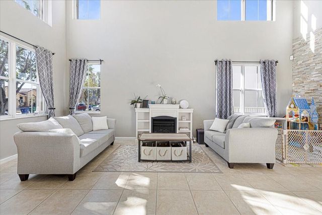 2316 SW 127th Avenue, Miramar, FL 33027