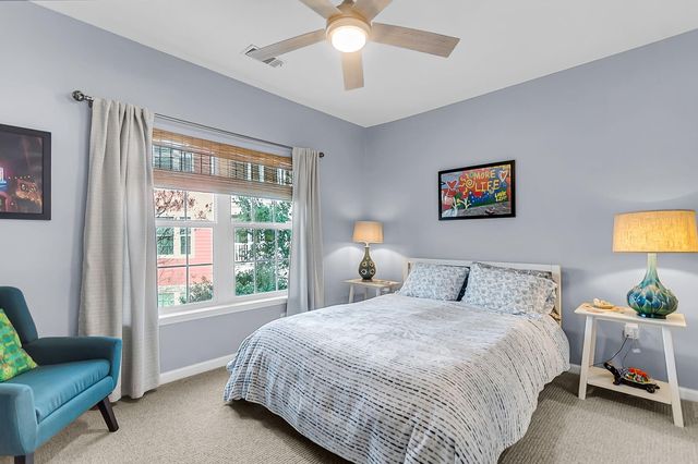 2221 Telfair Way, Charleston, SC 29412