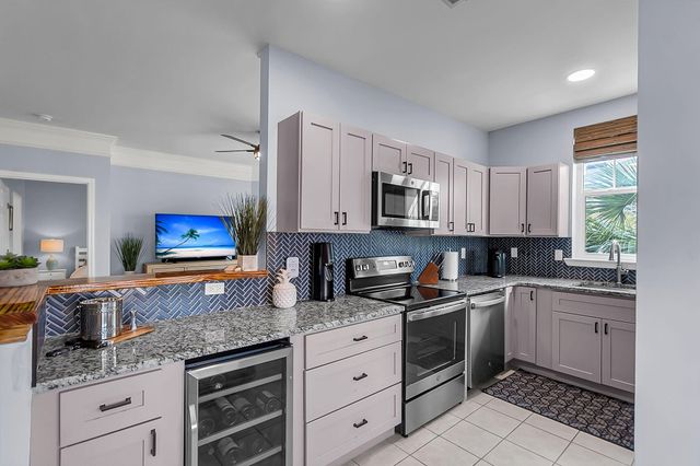 2221 Telfair Way, Charleston, SC 29412