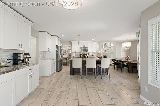 15213 Meerschaert Drive, Macomb, MI 48042