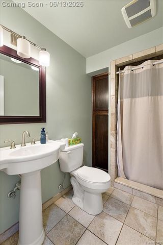 15213 Meerschaert Drive, Macomb, MI 48042