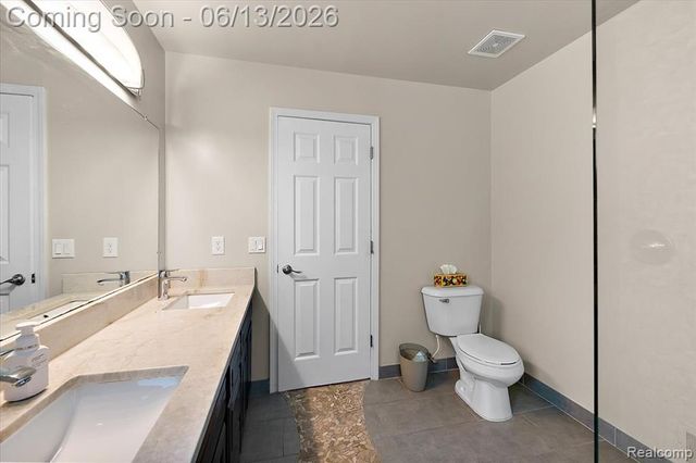 15213 Meerschaert Drive, Macomb, MI 48042