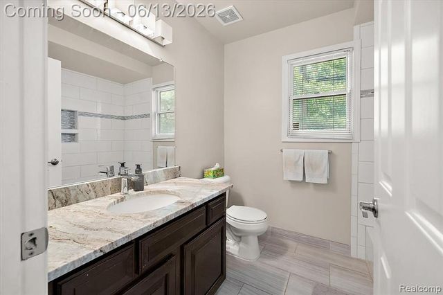 15213 Meerschaert Drive, Macomb, MI 48042
