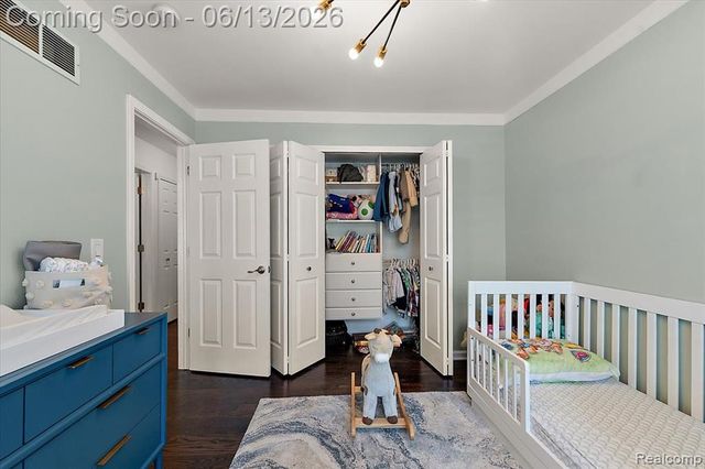 15213 Meerschaert Drive, Macomb, MI 48042