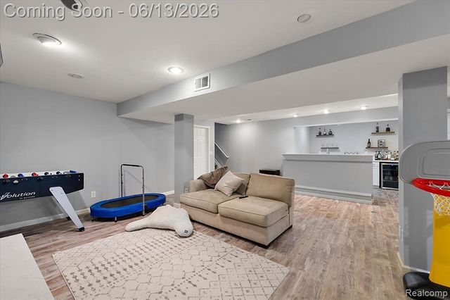 15213 Meerschaert Drive, Macomb, MI 48042