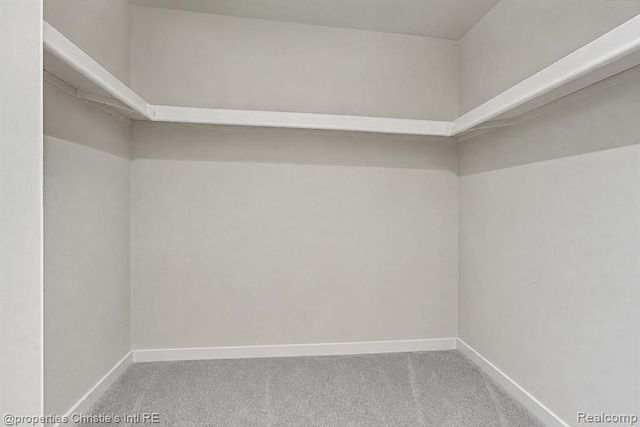 49316 Deerfield Park, Macomb, MI 48044