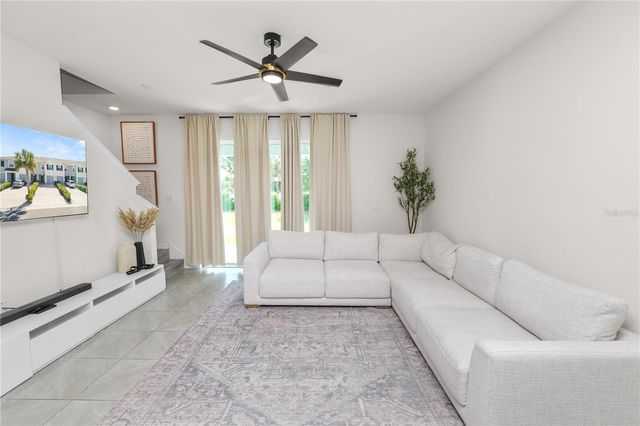 3830 SUNFLOWER FIELD PLACE, Plant City, FL 33565