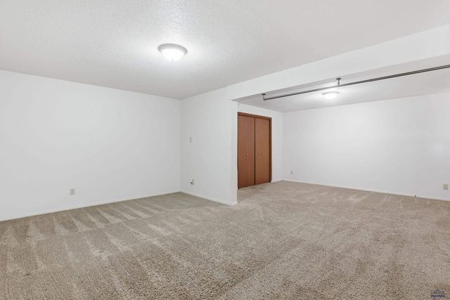 503 FALCON DR, Box Elder, SD 57719