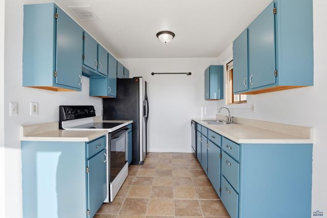 503 FALCON DR, Box Elder, SD 57719