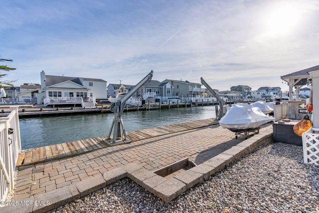 343 Cheryl Drive, Toms River, NJ 08753