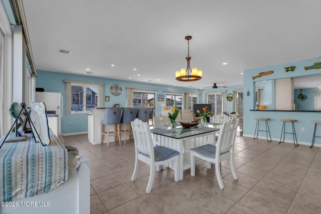 343 Cheryl Drive, Toms River, NJ 08753