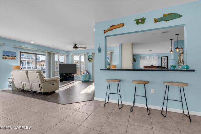 343 Cheryl Drive, Toms River, NJ 08753