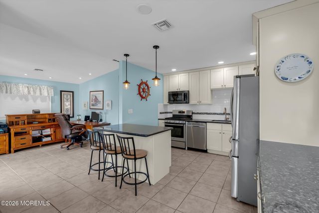 343 Cheryl Drive, Toms River, NJ 08753