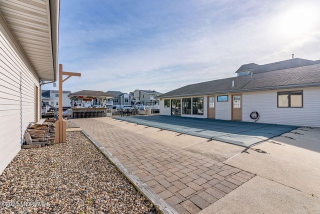 343 Cheryl Drive, Toms River, NJ 08753