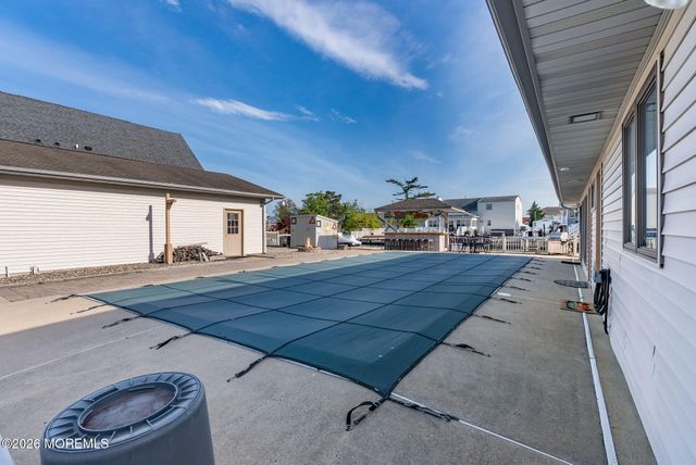 343 Cheryl Drive, Toms River, NJ 08753