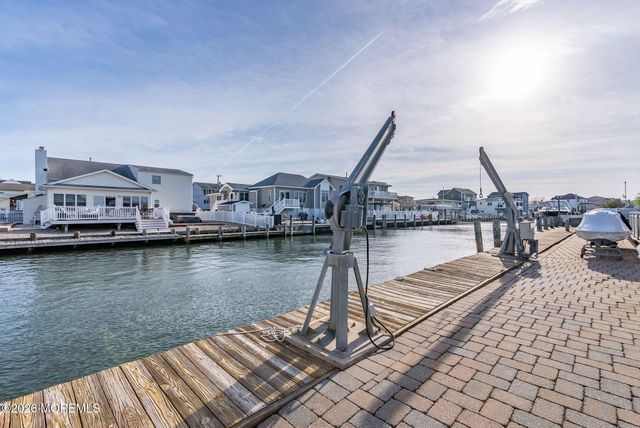343 Cheryl Drive, Toms River, NJ 08753