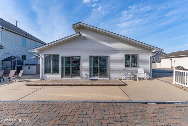 343 Cheryl Drive, Toms River, NJ 08753