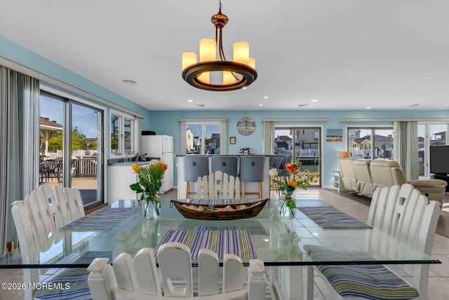343 Cheryl Drive, Toms River, NJ 08753