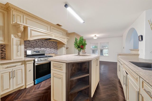 14311 Glade Point Drive, Cypress, TX 77429