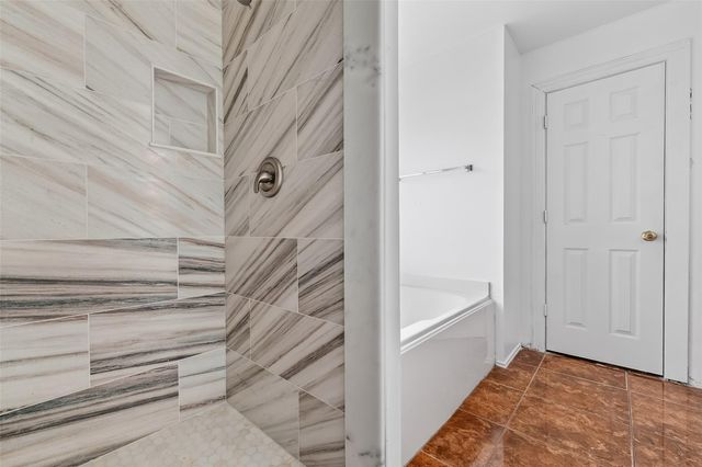 14311 Glade Point Drive, Cypress, TX 77429