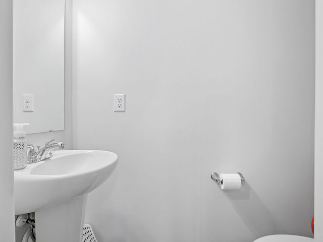 329 Carramore Drive, Inman, SC 29349