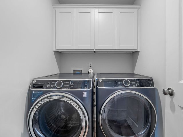 329 Carramore Drive, Inman, SC 29349