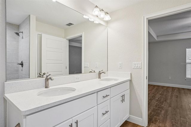 10 HEMLOCK LOOP PASS, Ocala, FL 34472