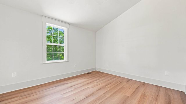 93 Gary Lane, Ringgold, GA 30736
