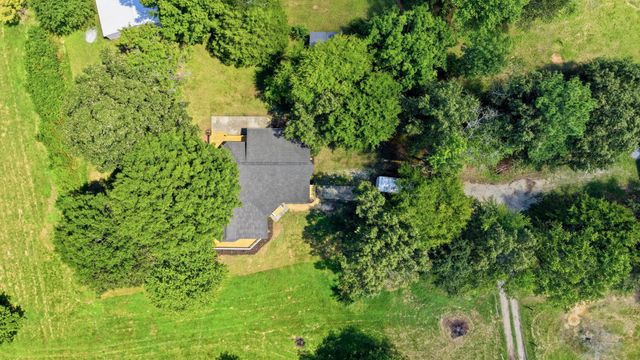 93 Gary Lane, Ringgold, GA 30736