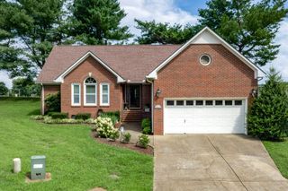 5026 Camelot Dr, Columbia, TN 38401