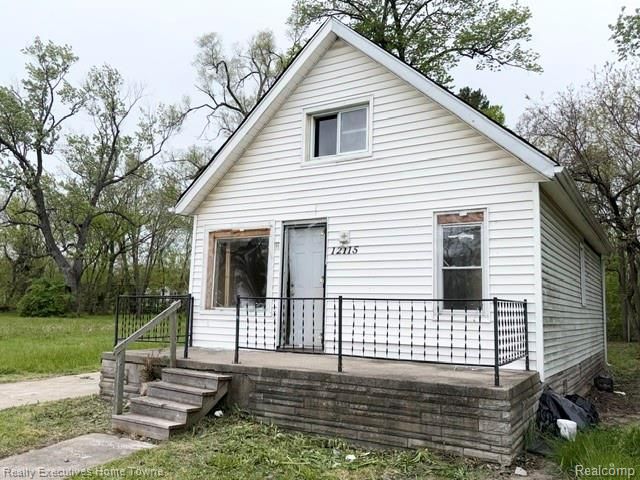 12115 Woodmont Avenue, Detroit, MI 48227