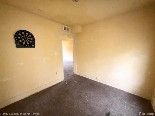 12115 Woodmont Avenue, Detroit, MI 48227