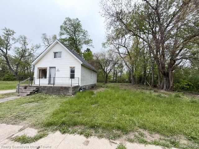 12115 Woodmont Avenue, Detroit, MI 48227